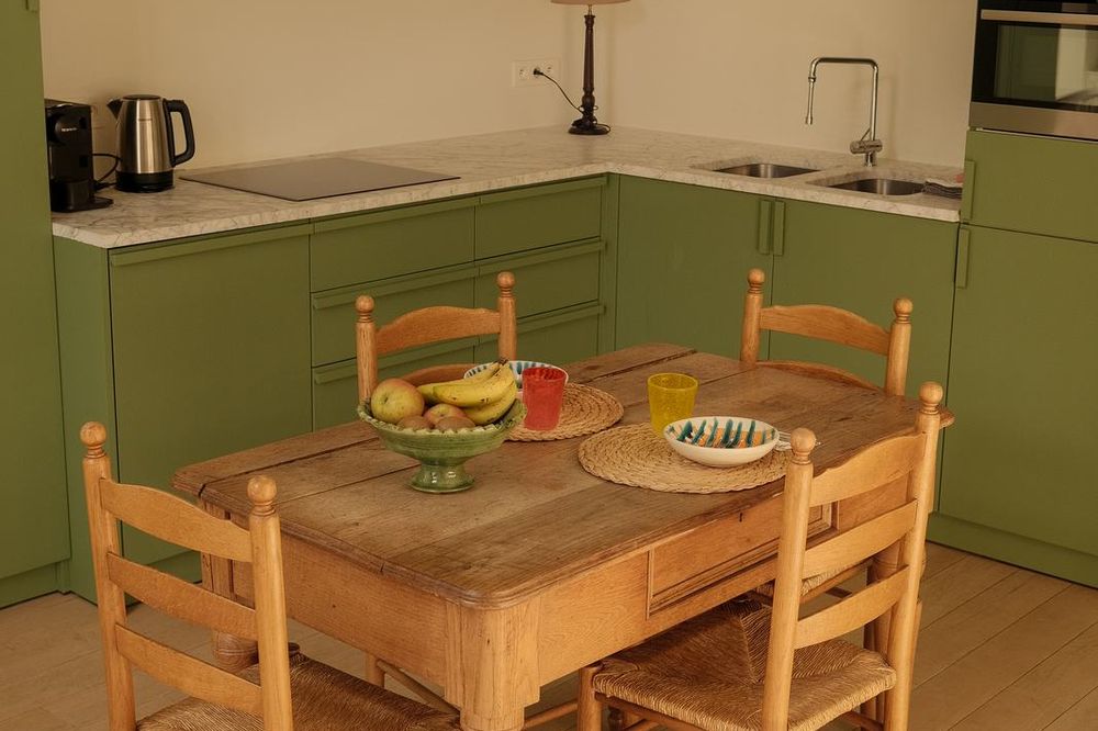 Maison Gustave – gemeubeld appartement met één slaapkamer aan de Muinkkaai in Gent, te huur per maand